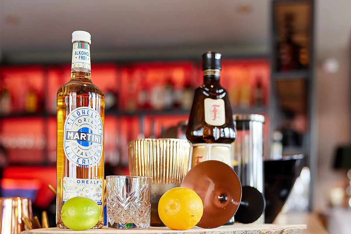 LENNI. Restaurant Gastraum