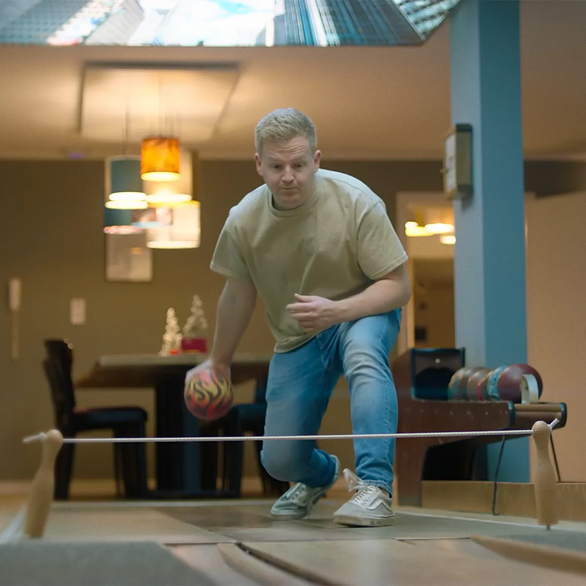 LENNI. Kegelbahn mit Kegler